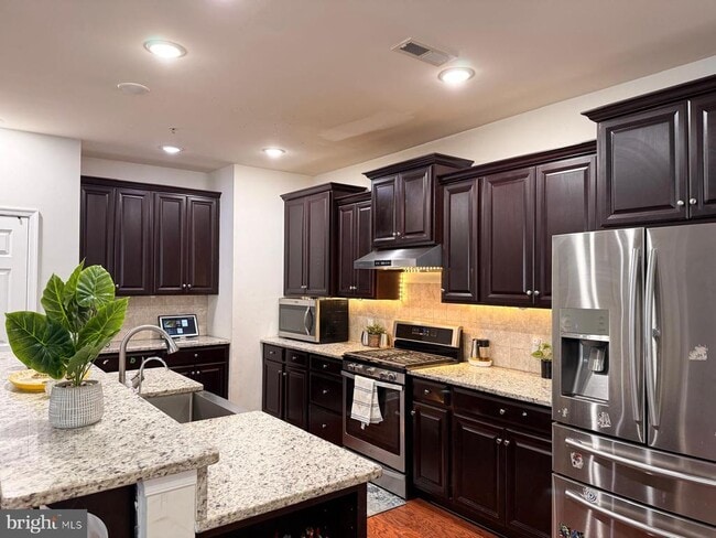 Photo - 728 Sun Valley Ct