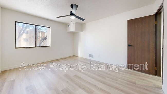 Photo - 207 E Arbor Ave