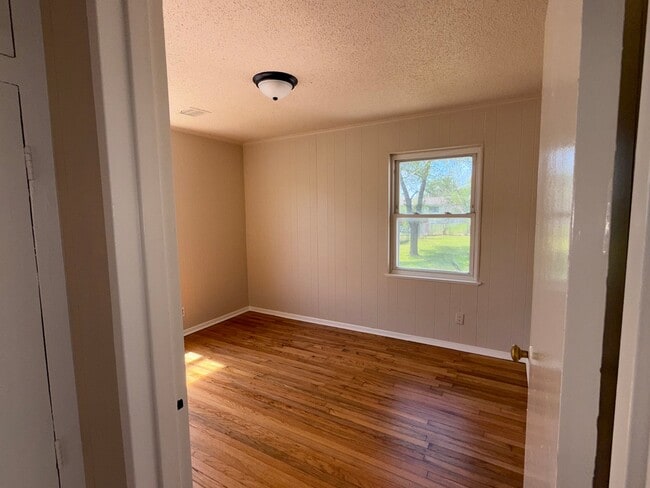 Photo - 1413 S Penn Ave