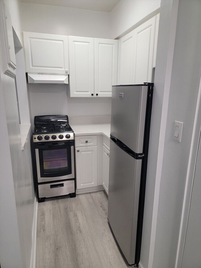 Photo - Bryant Gardens Unit 1A