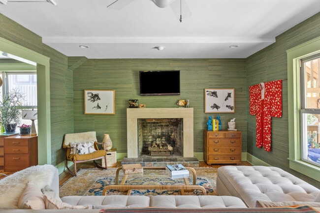 Building Photo - 511 Channel Dr N Unit Boho Beach Hideaway