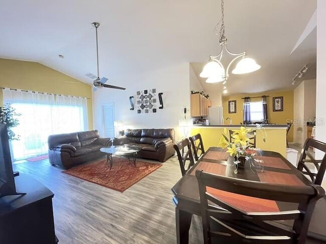 Photo - 136 Starbird Ct