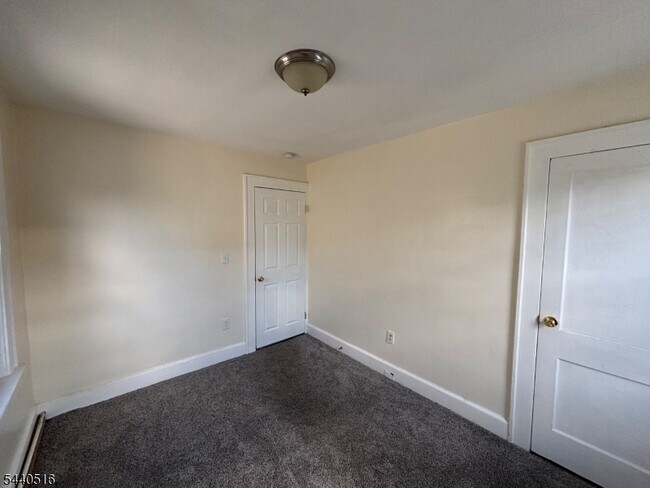 271 Vermont Ave Unit 1