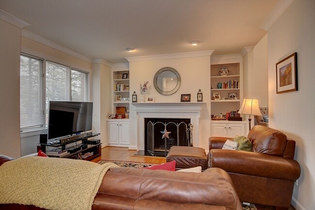 Photo - Spacious Condo in Ghent Square!