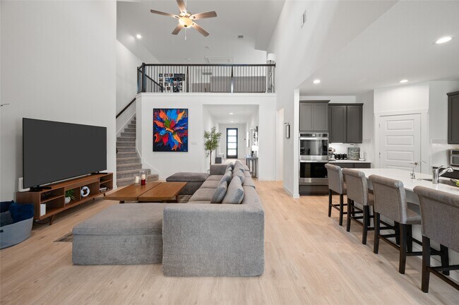 Photo - 2214 Bitter Melon Dr