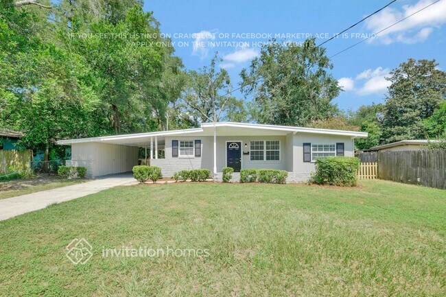 Photo - 7917 Chateau Dr S