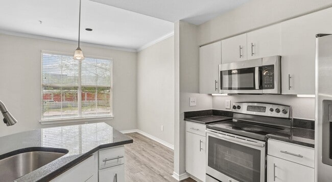 Photo - Broadstone Paragon