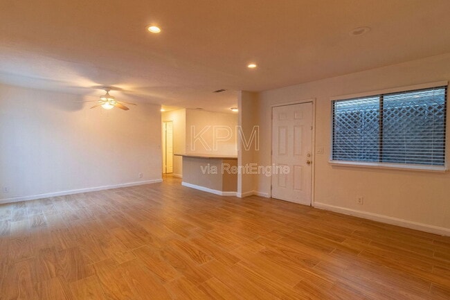 Photo - 7409 Village Green Dr