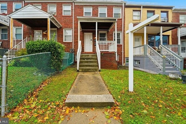 Building Photo - 1310 N Ellwood Ave