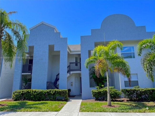 Building Photo - 721 SW 113th Way Unit 721