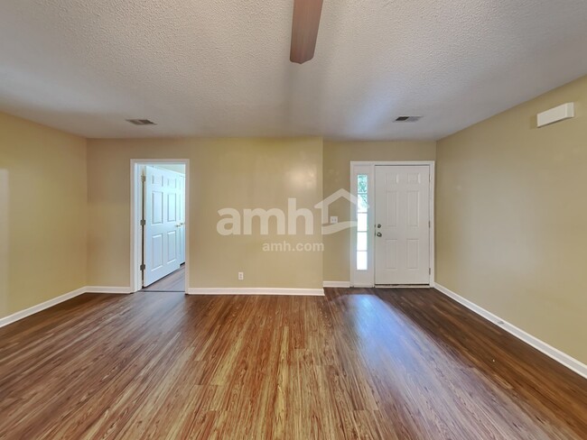 Photo - 912 Crystal Bear Trl