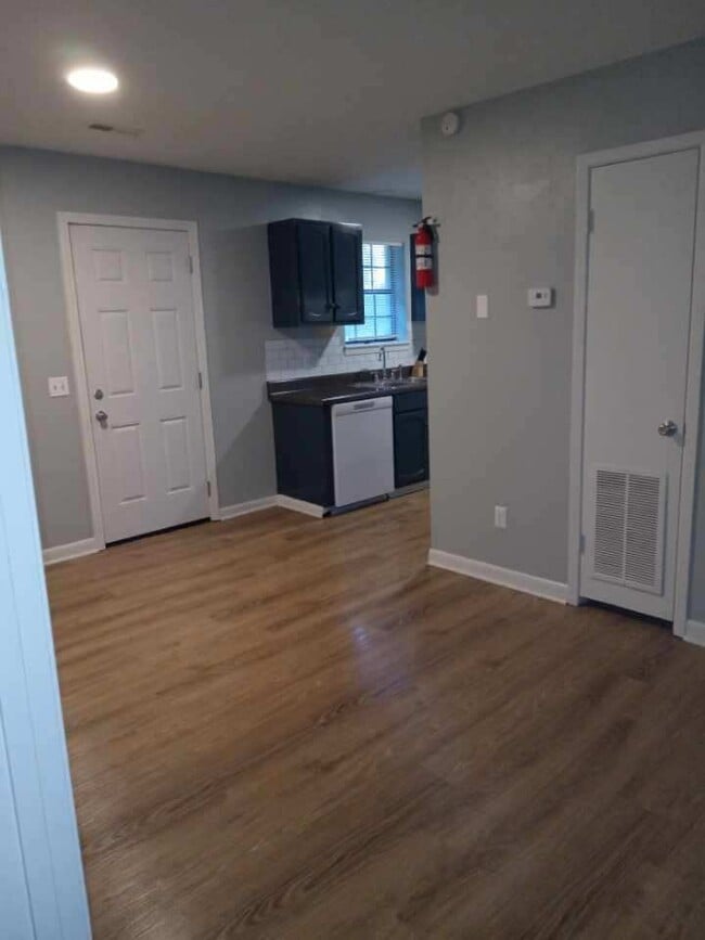 Photo - Pirate Cove Apartments D3-D4 Unit D-4