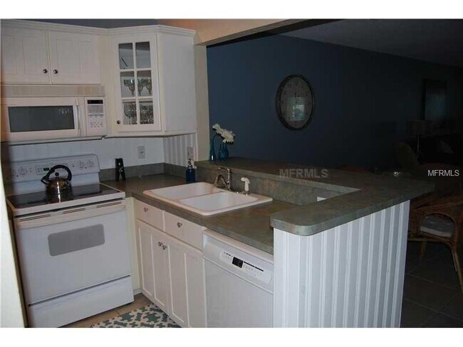 Photo - TREASURE ISLAND WATERFRONT CONDO