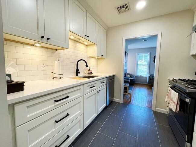Photo - 12 Chestnut St Unit 12
