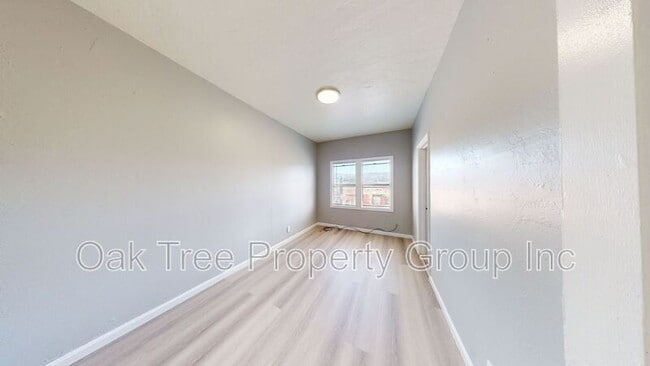 Photo - 2451 Seminary Ave