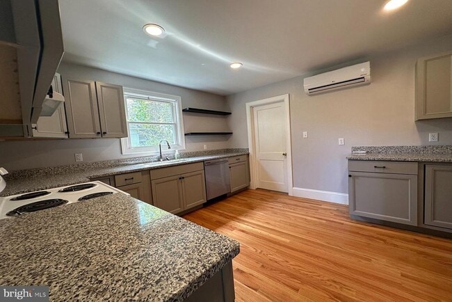 Photo - 115 Prospect Ave