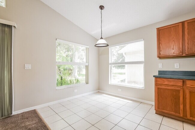 Photo - 13720 Meadowpark Ave