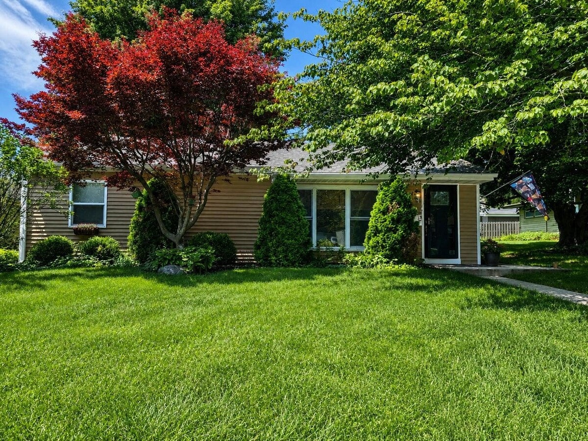 Photo - 1305 Napoleon St