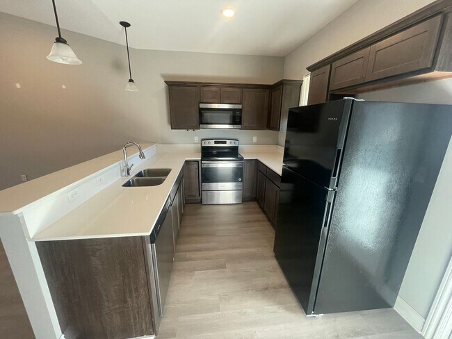 Photo - 5501/03 N Edwards Cir Unit 5503