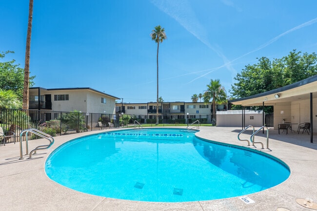 Building Photo - Park Arms Apartments