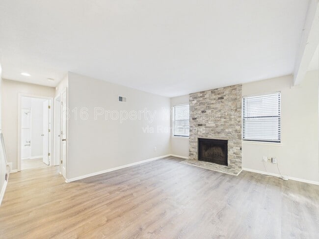 Building Photo - 3108 Eaton St