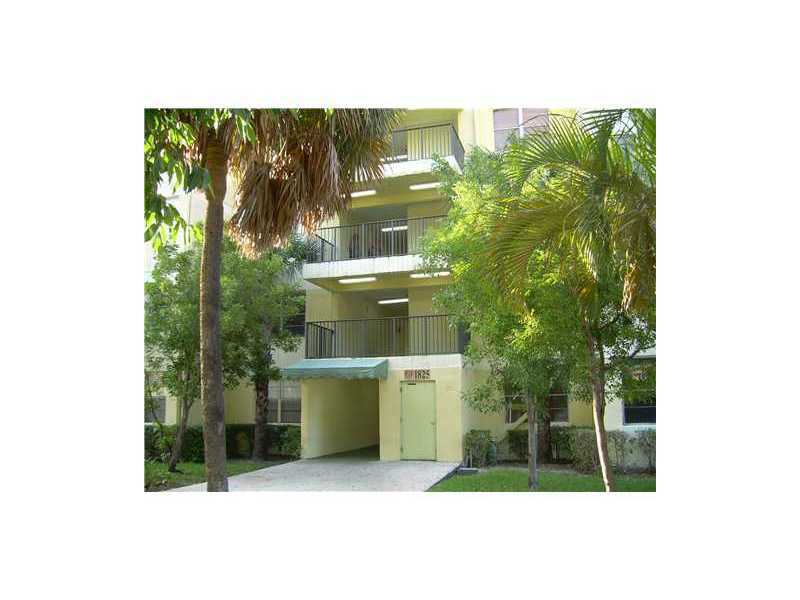 Photo - 1825 W 56th St (Hialeah, FL)