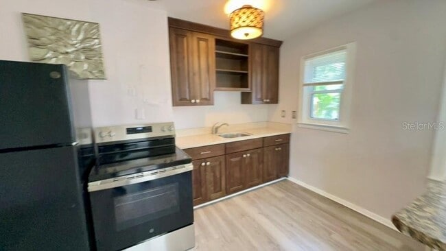 Photo - 332 Buena Vista Dr S House