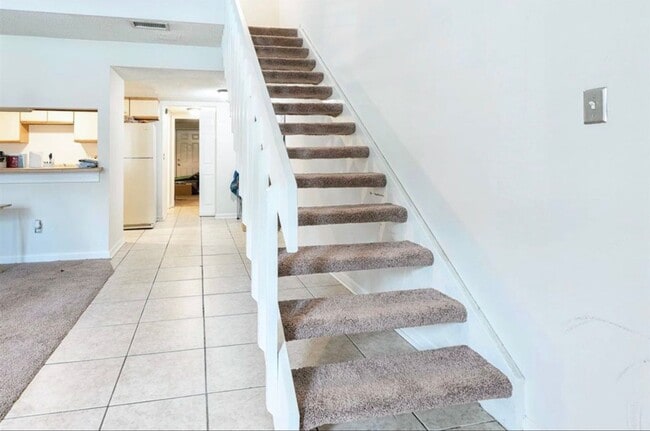 Photo - 2400 Sandpiper St