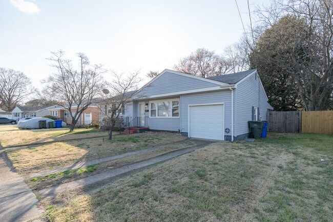 Photo - MOVE IN READY 4-bedroom Ranch home nestled in the Heart of Norfolk!