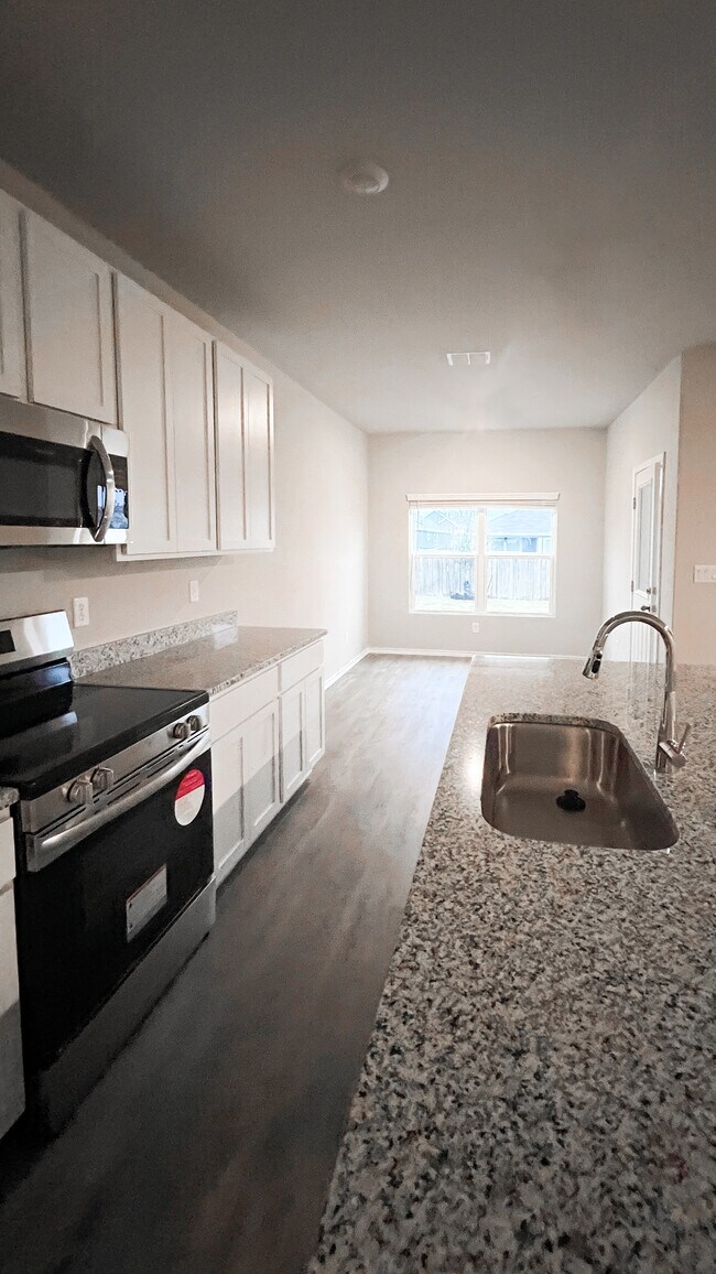 Photo - 3953 Legend Rnch