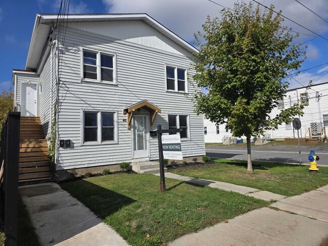 Building Photo - 40 Connaught St Unit 1