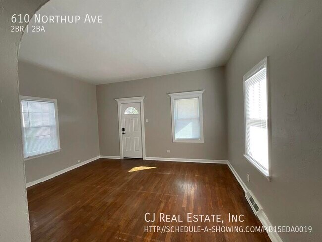 Photo - 610 Northrup Ave