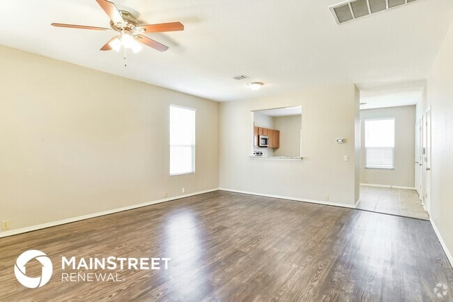 Building Photo - 6007 Midcrown Dr Rental