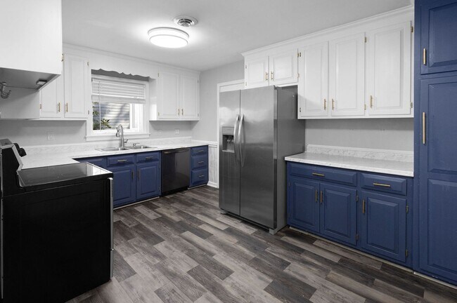 Photo - 3 Bed 1 Bath Home for Rent in Newport News