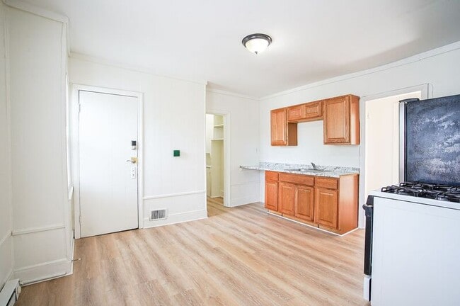 Photo - 11-13 Newman St Unit #3