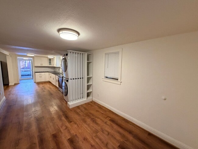 Photo - 1224-1226 Campbell St Unit 1224