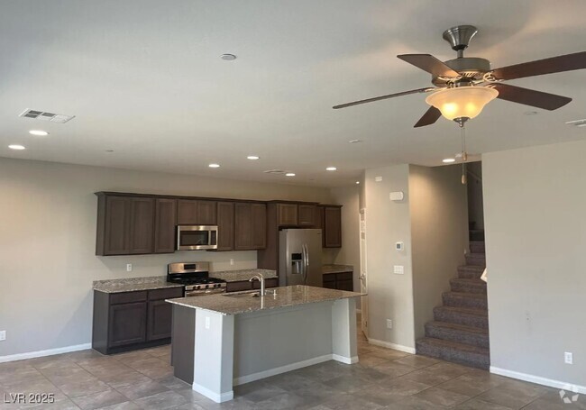Building Photo - 2240 Sky Island Dr Rental