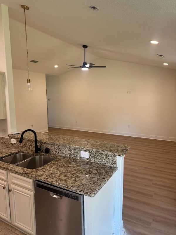 Photo - 9154 Deer Ln