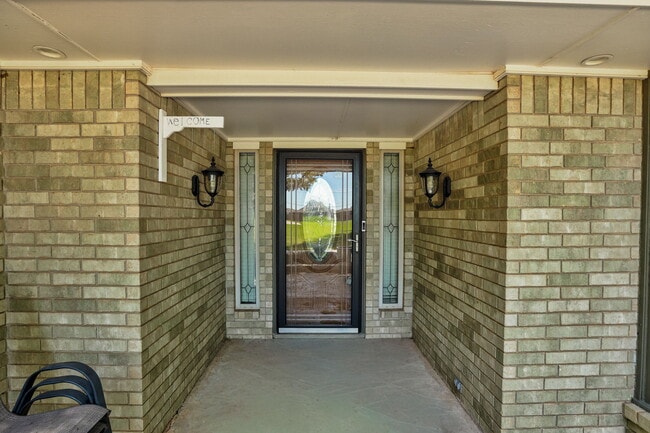 Photo - 1501 E Cedar Lane Rd