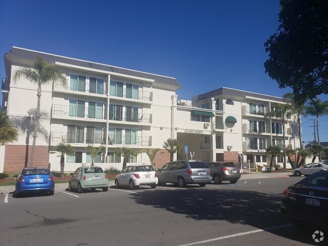 Building Photo - Hillcrest Regency 55+ Community Rental