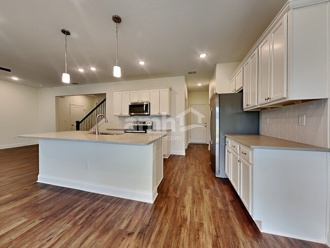 Photo - 518 Onate Cir