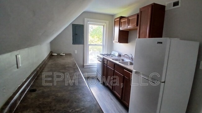 Photo - 949 13th St