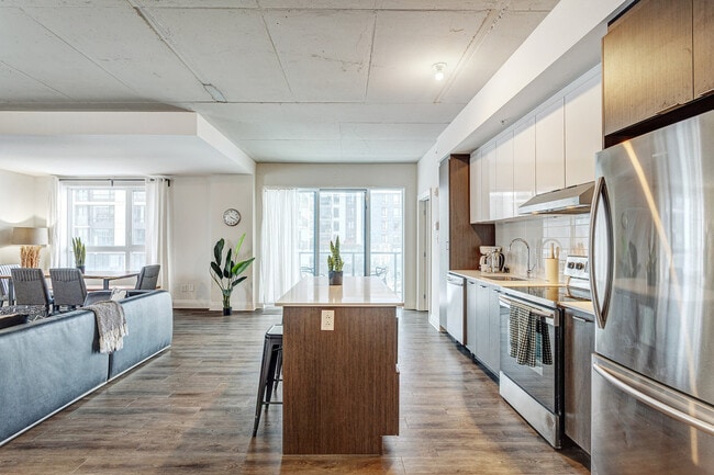 Photo - 3075 Promenade du Quartier-Saint-Martin Unit SI ID1222921P