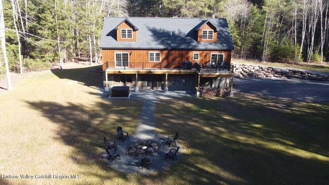 Building Photo - 32 Twin Pond Rd