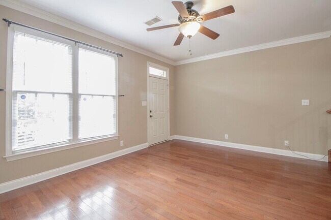 605 Anderson Dr