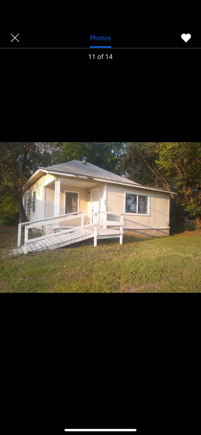 Building Photo - 209 Frankfort Ave Rental