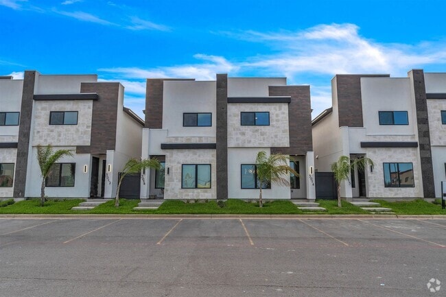 Building Photo - 8218 Casa Verde Rd Unit 3014 Rental