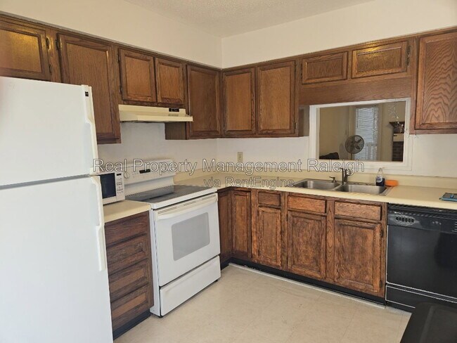 4130 Kaplan Dr