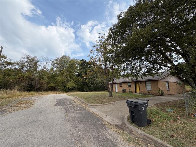 Photo - 2205 Interurban Blvd