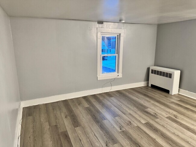 Photo - 82 Park Ave Unit 4